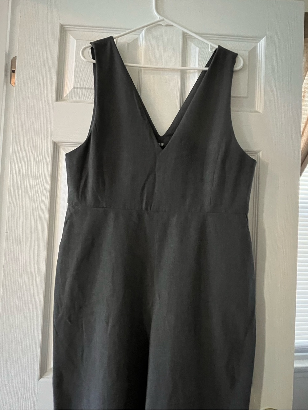 Uniqlo Black Sleeveless V-Neck Jumpsuit